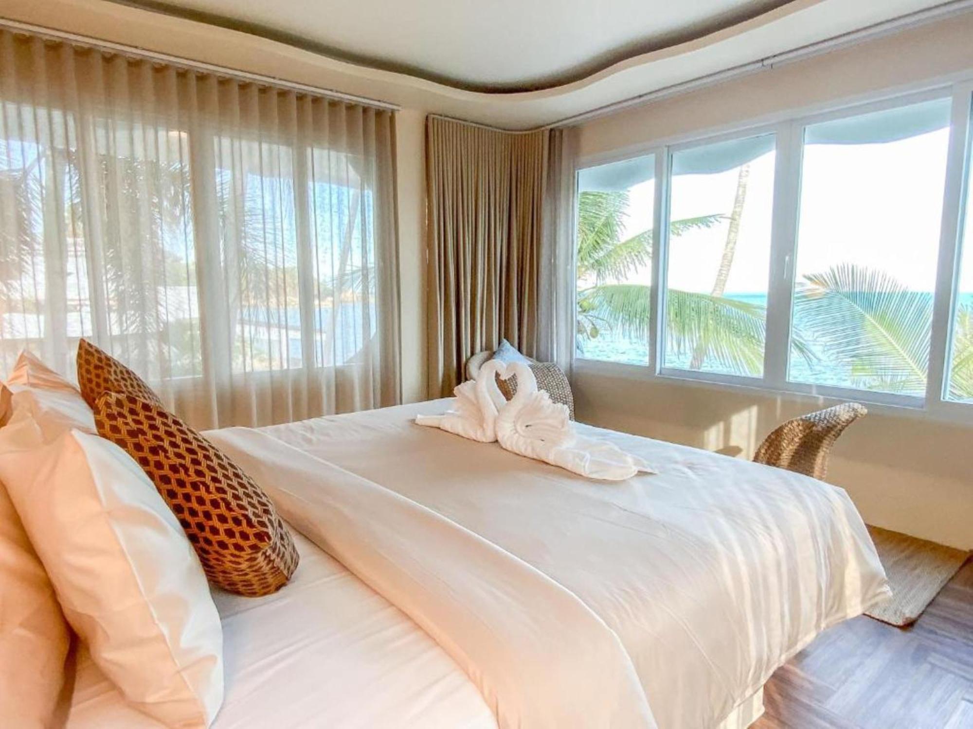 The Rock Samui Beach Resort Lamai Beach  Oda fotoğraf